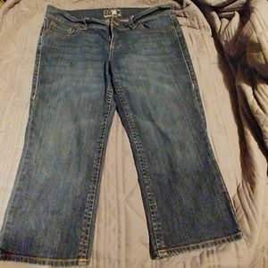 New York& company jean Capri pants size 14